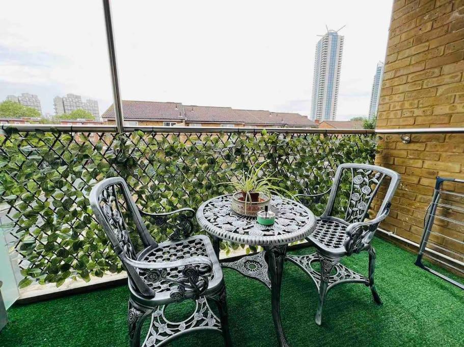 - Flat In Londra